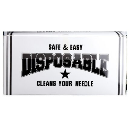 Disposable tattoo needle rinse cup with sponge insert for cleaning tattoo needles